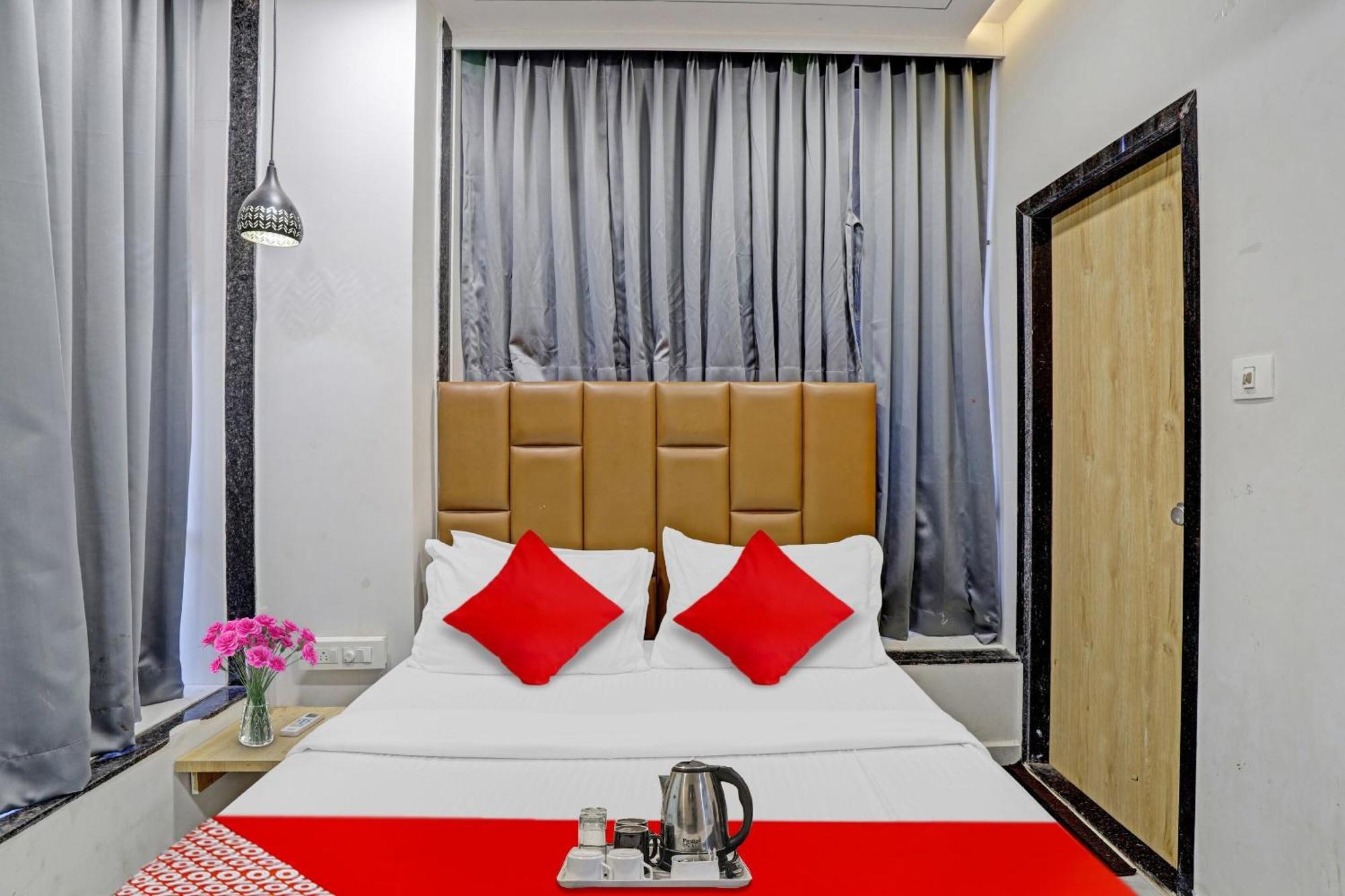 Hotel O Royal Orbit Surat Exterior foto
