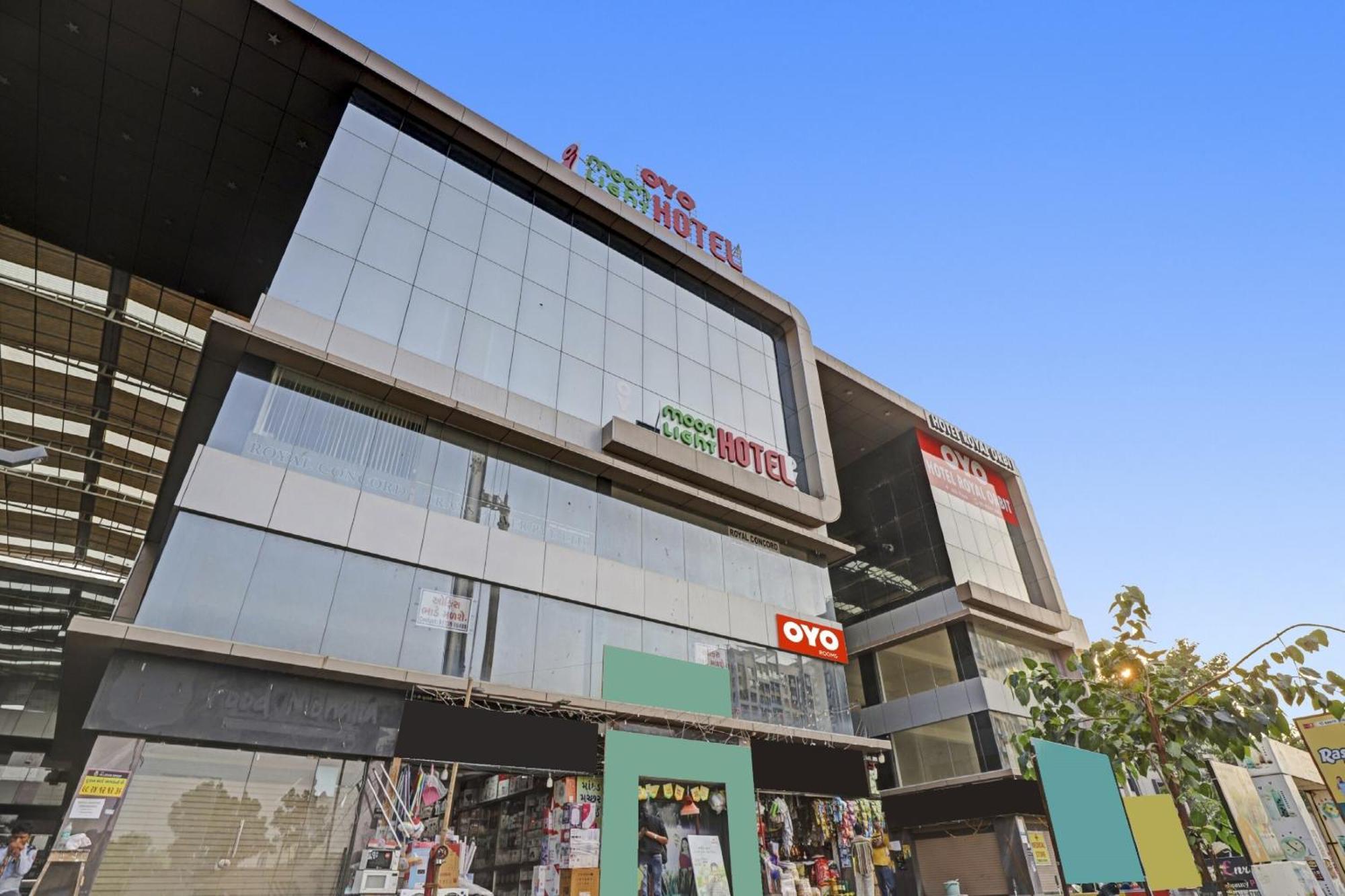 Hotel O Royal Orbit Surat Exterior foto